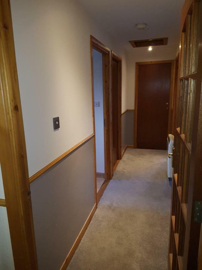 No 52 - Apartment With Lounge And Dining Area - No Kitchen アラプール エクステリア 写真
